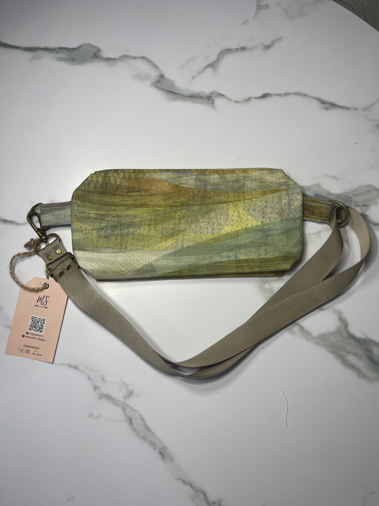 Green Wave Crossbody