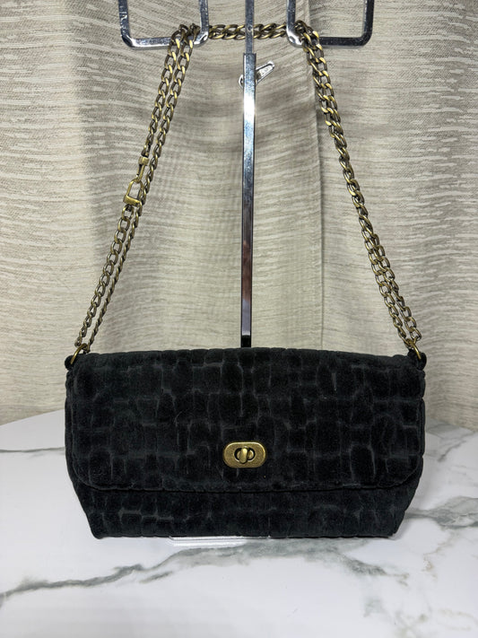 Bella Rock Black Velvet