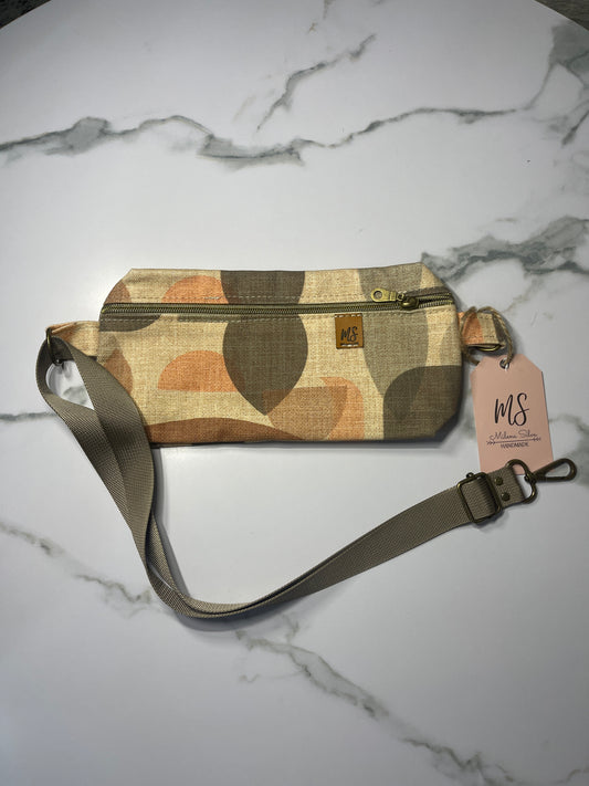 Metric Dune Crossbody